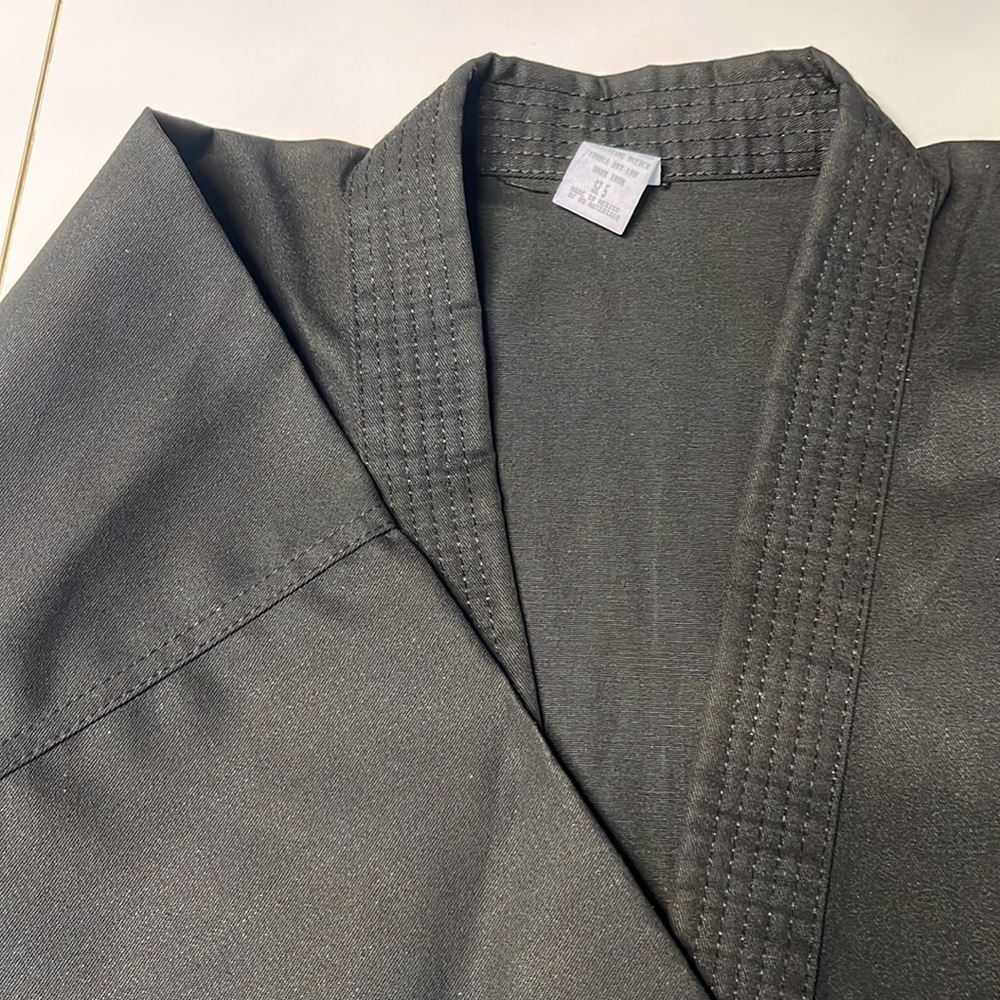 Martial arts jacket - Picture 2 of 7